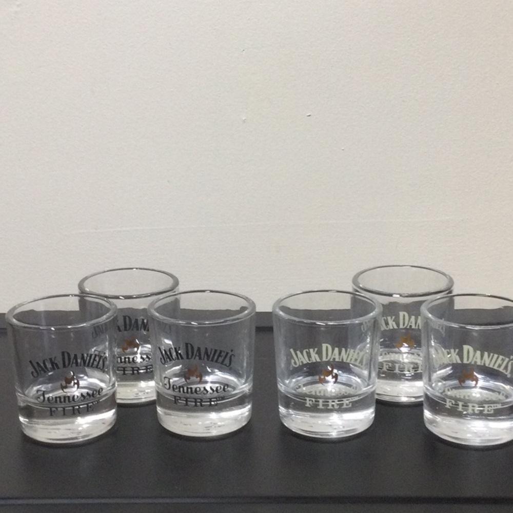 New 6 Jack Daniels Fire Shot Glasses